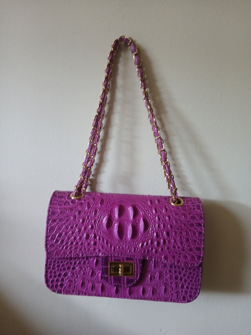 CROC EMBOSSED SHOULDER BAG